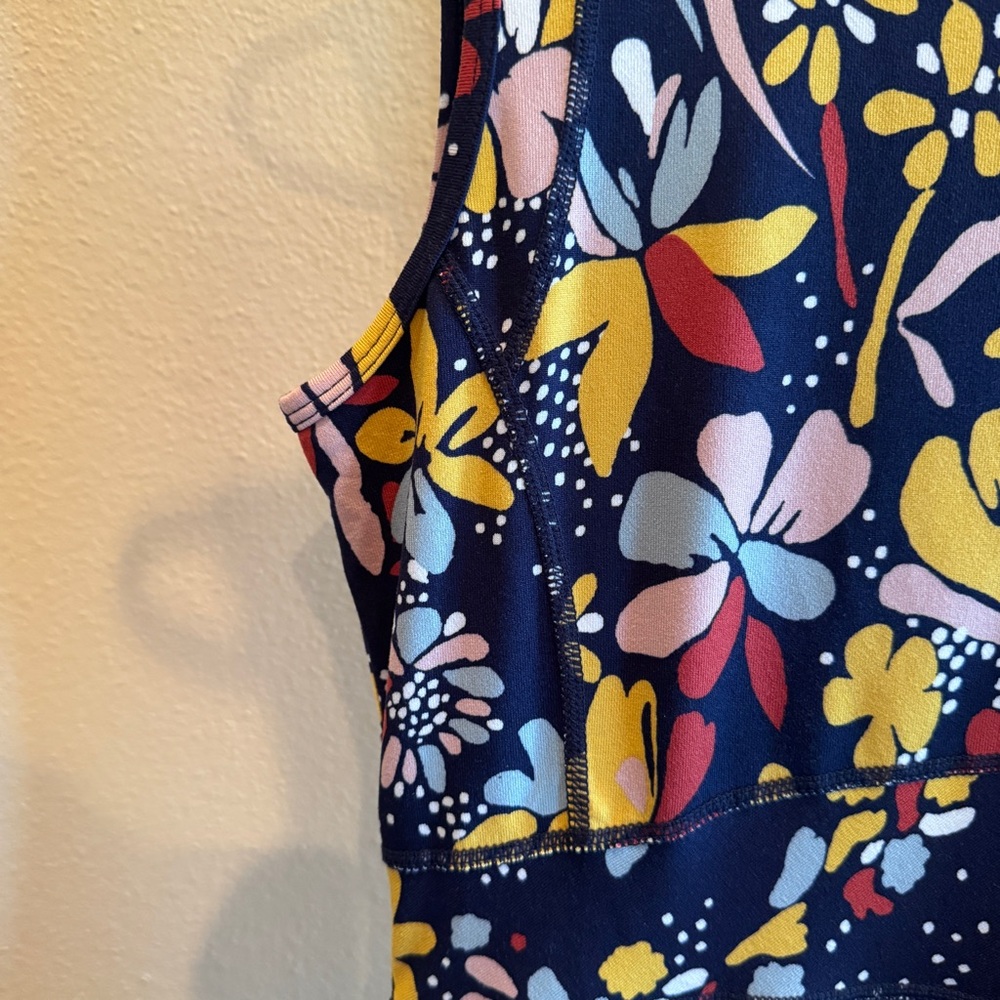 Title nine. Super soft floral print dress. Extra small. XS - Picture 5 of 8